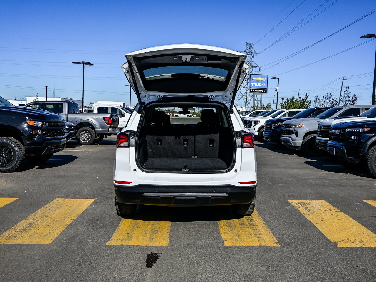 2024 Chevrolet Equinox AWD 4dr LT White Sherwood Park - photo #13