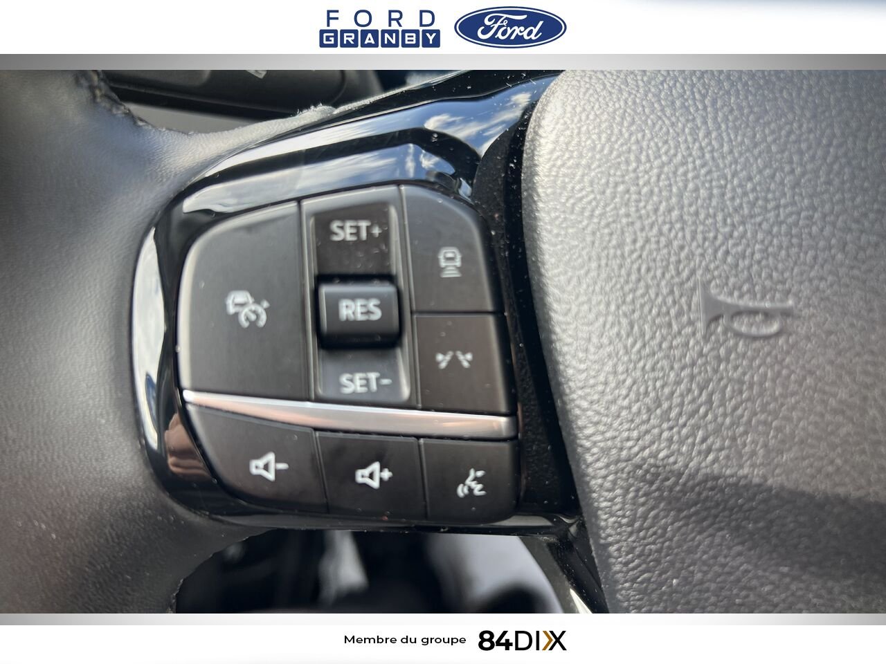 Ford Escape 2023 Gris Granby - photo #18