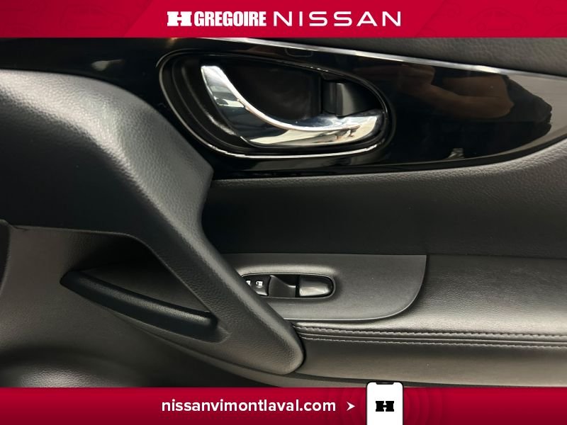 Nissan Qashqai 2023 Blanc Laval - photo #13