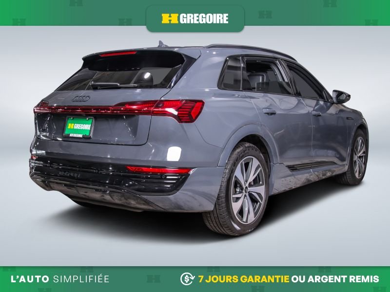 2024 Audi Q8 Grey Saint-Eustache - photo #7