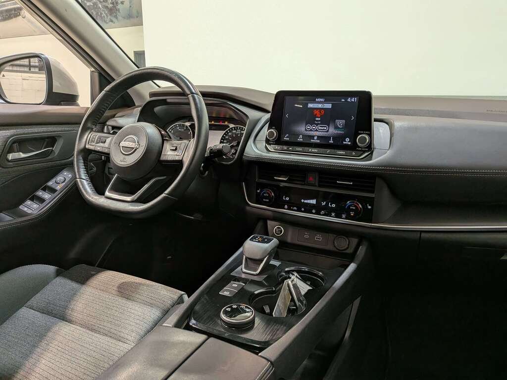 Nissan Rogue 2023 Beige Val-David - photo #19