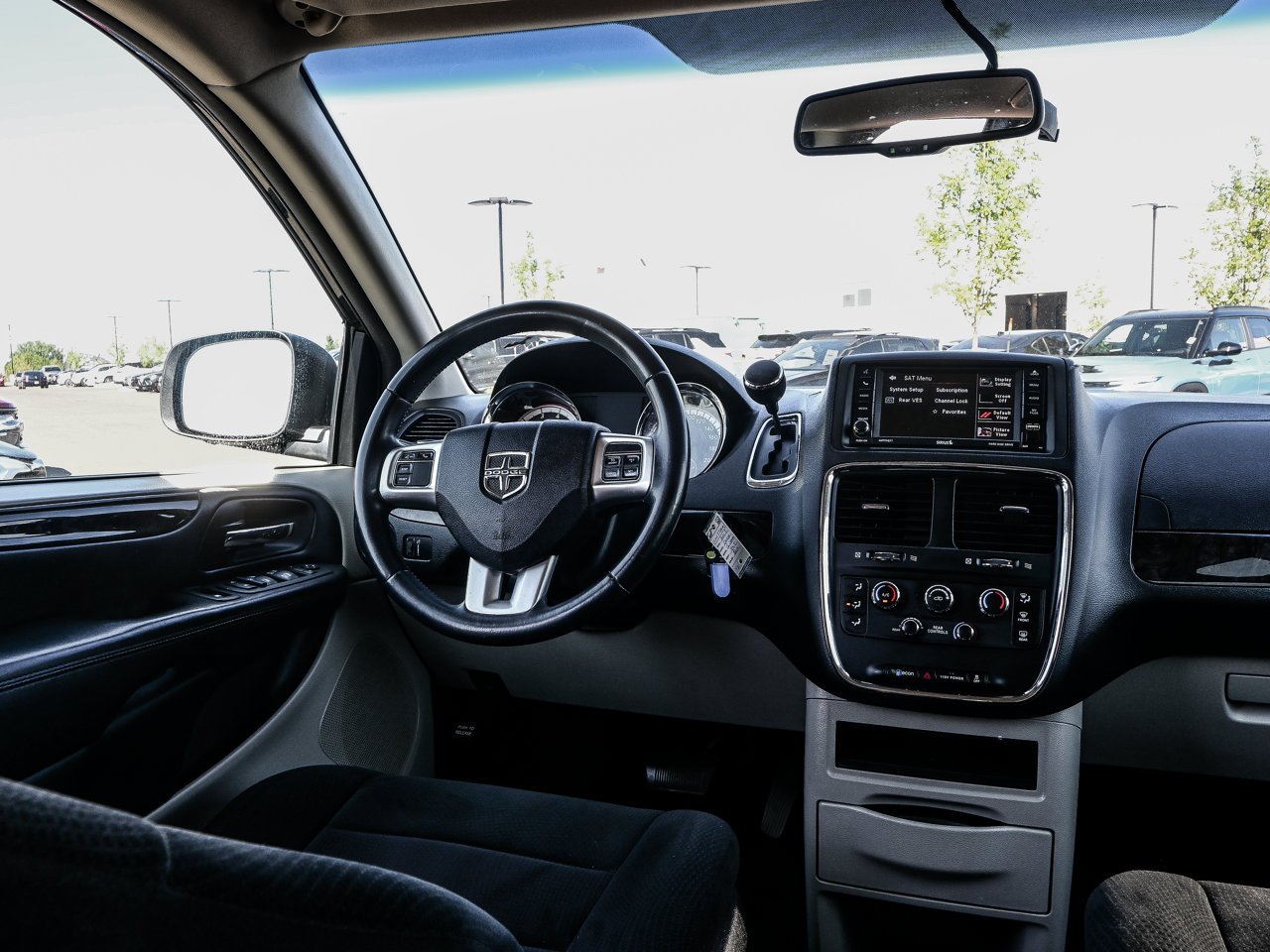 2013 Dodge Grand Caravan 4dr Wgn SXT Grey Sherwood Park - photo #27