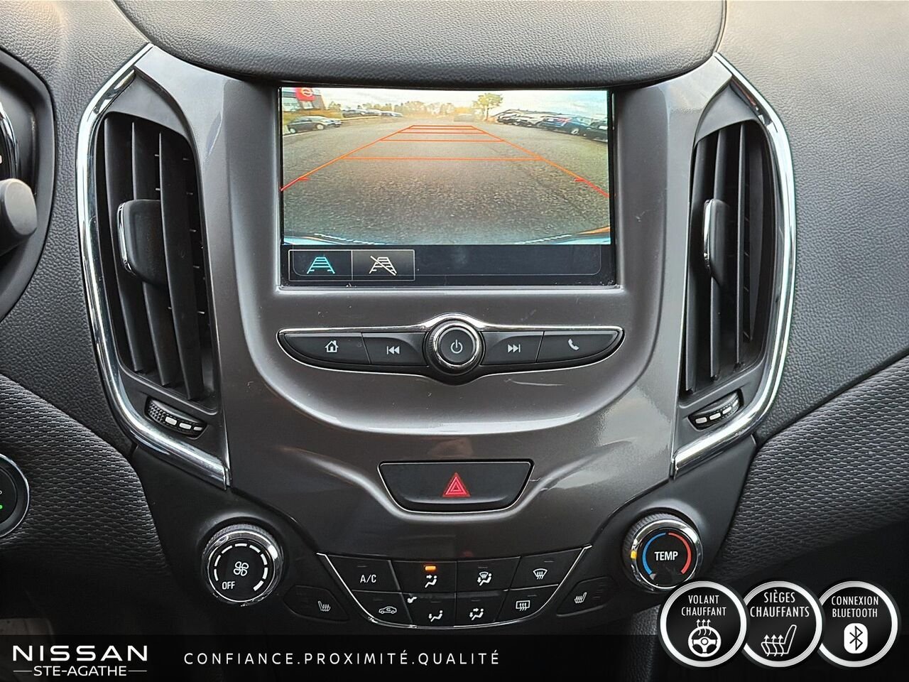 2017 Chevrolet Cruze LT TURBO À HAYON | BAS KILOMÉTRAGE | SIÈGES CHAUFFANTS | CAMÉRA DE RECUL Orange Saint-Jérôme - photo #17