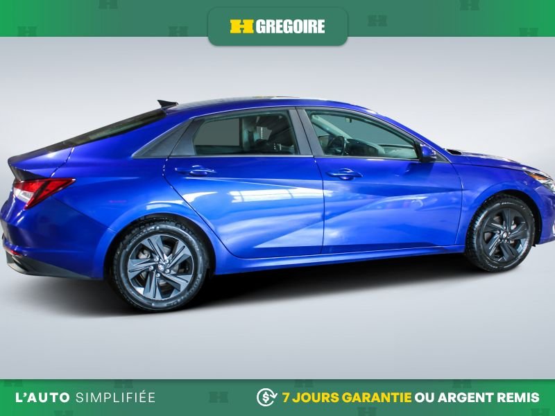 2022 Hyundai Elantra Blue Saint-Eustache - photo #10