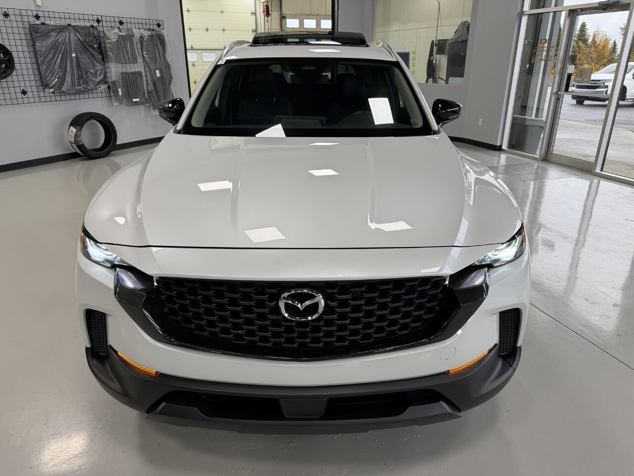 Mazda CX-50 hybride 2025 Blanc Lac Mégantic - photo #7