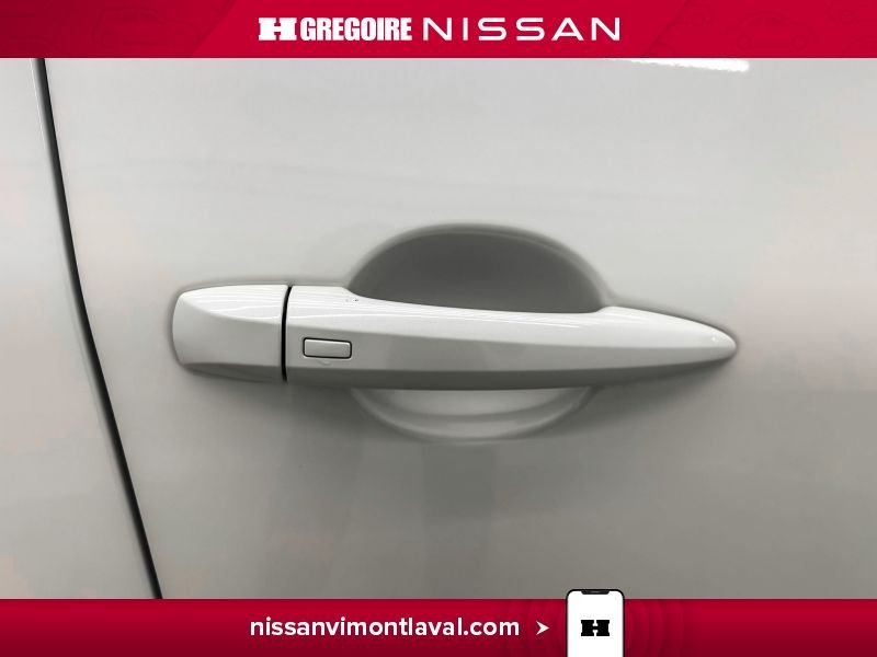 2023 Nissan Rogue White Laval - photo #14