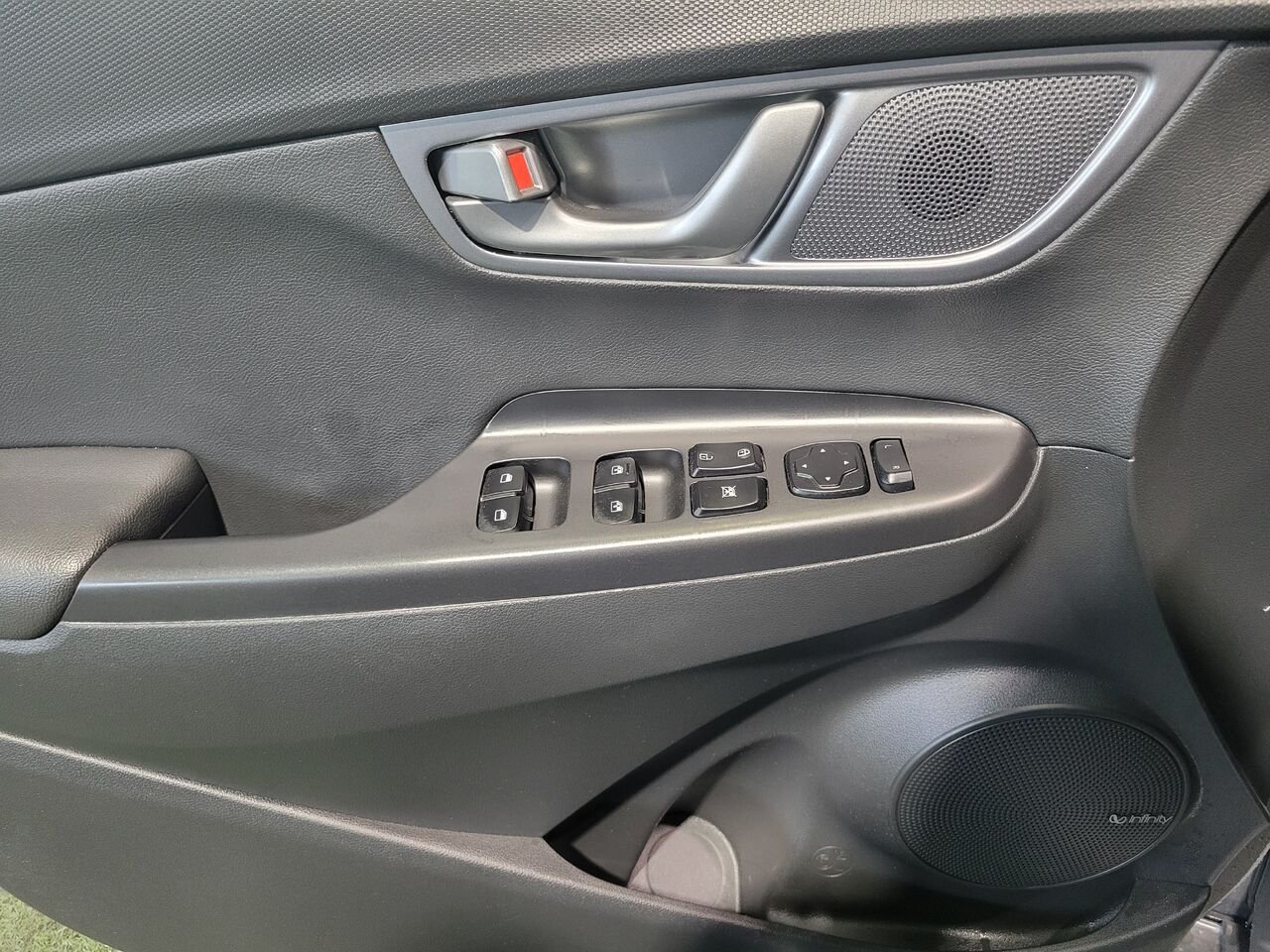 2019 Hyundai Kona Electric Grey  - photo #9