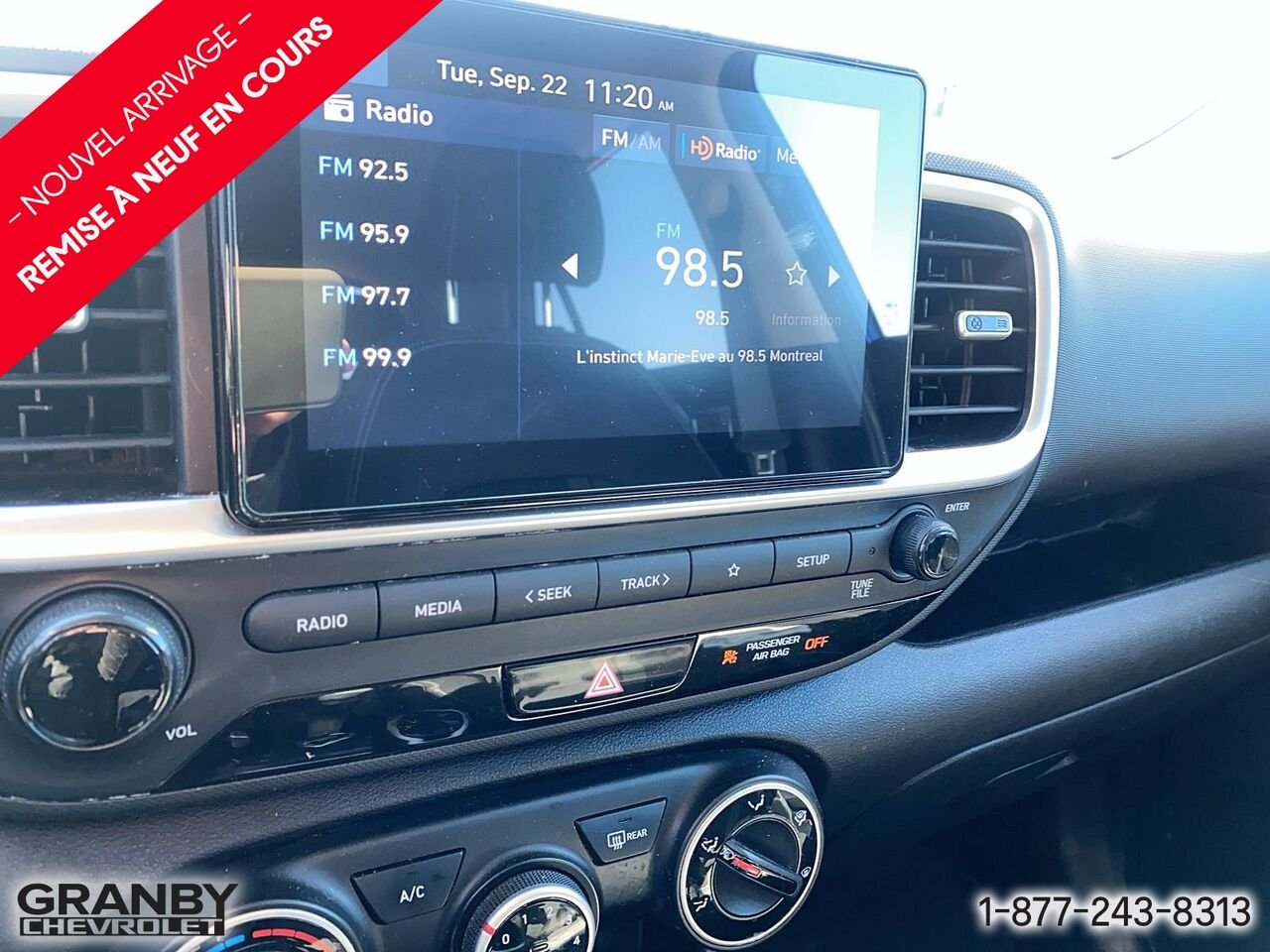 2024 Hyundai Venue Preferred IVT | 27-0249A Blue Granby - photo #13