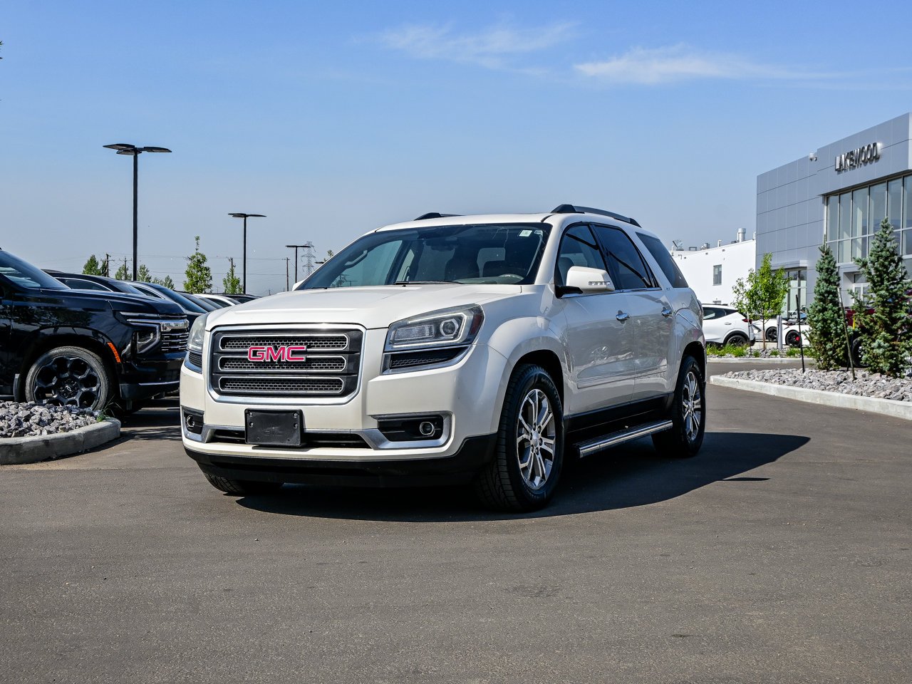 2014 GMC Acadia AWD 4dr SLT2 White Sherwood Park - photo #3