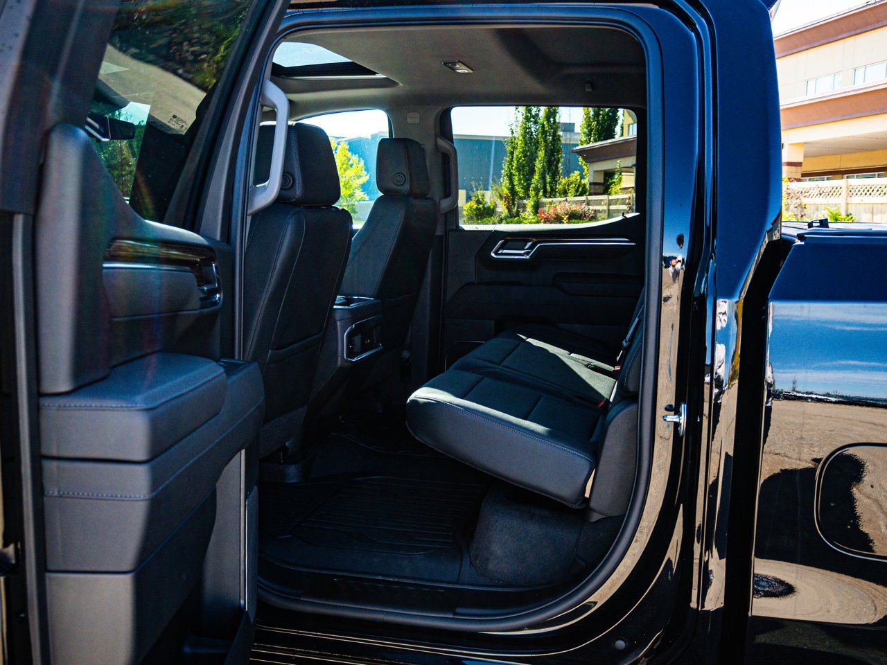 2026 GMC Sierra 1500 4WD Crew Cab 147 Elevation Black Sherwood Park - photo #29