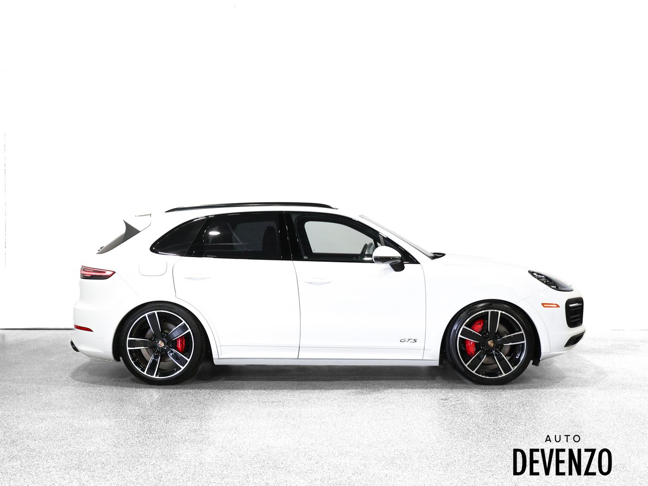 Porsche Cayenne 2022 Blanc Saint-Eustache - photo #1