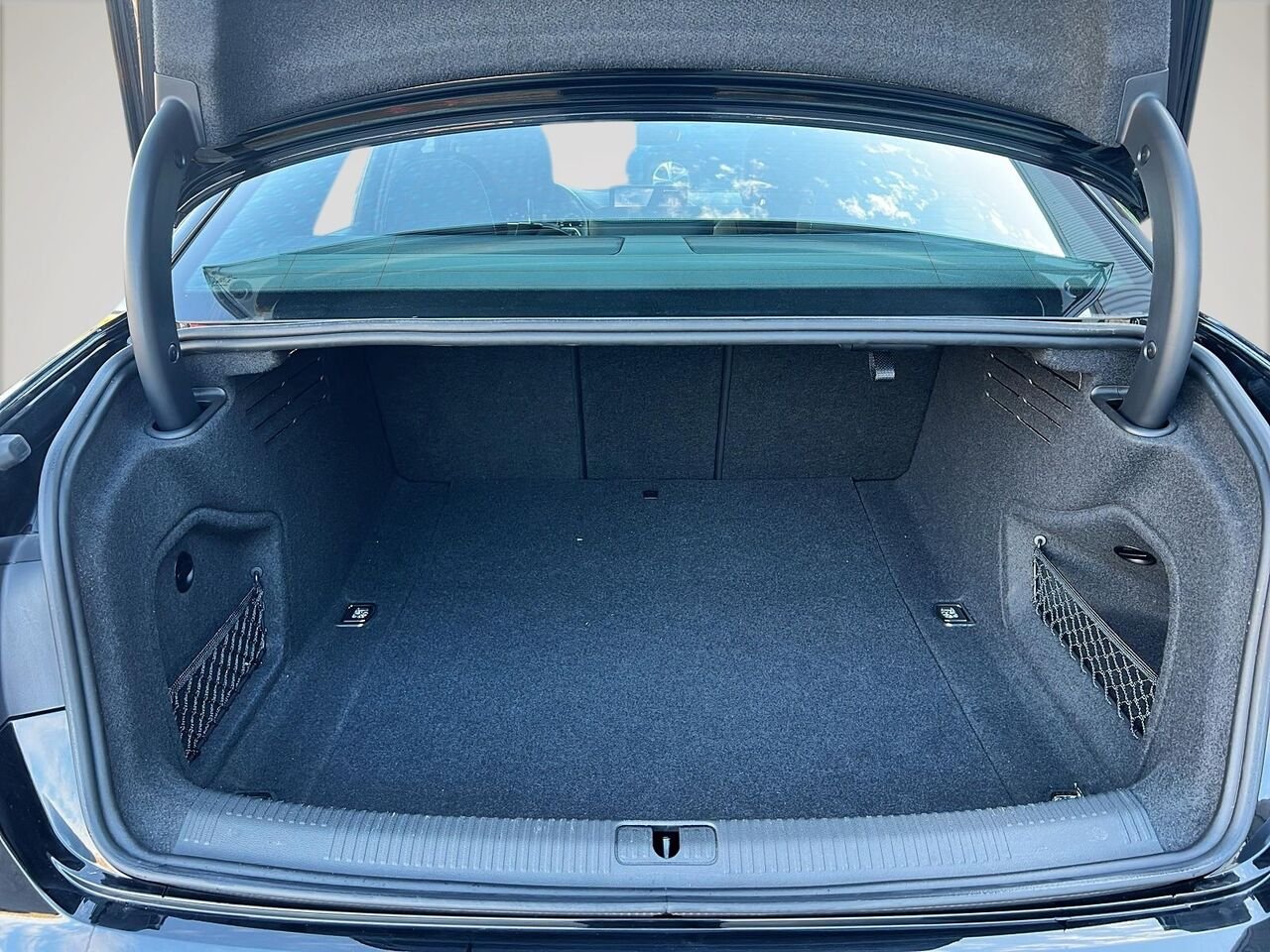 2024 Audi berline A4 Black Québec - photo #5