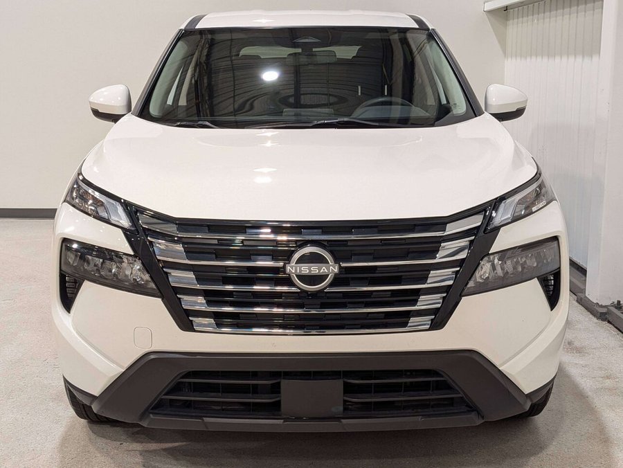 2024 Nissan Rogue AWD S White