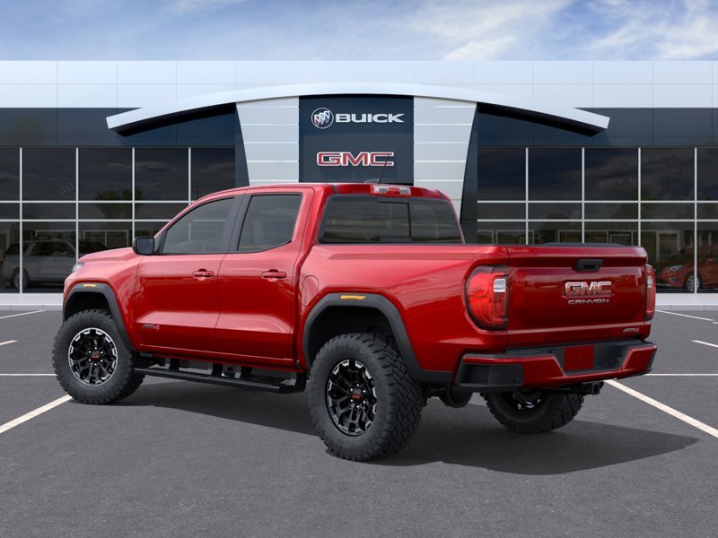 GMC Canyon AT4 cabine multiplace 4RM 2026 TEINTE ROUGE VOLCANIQUE Gatineau - photo #2