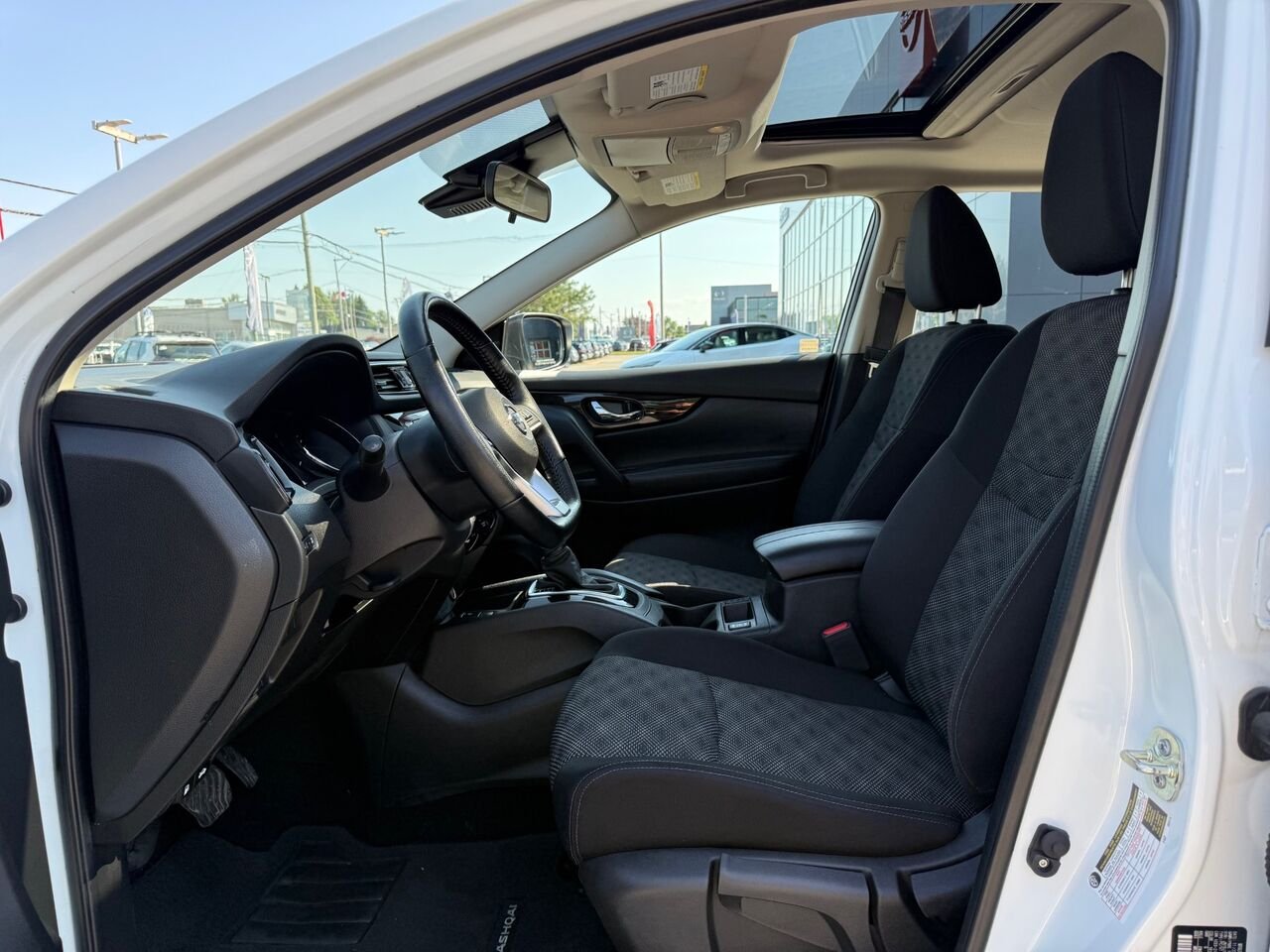 Nissan Qashqai SV AWD 2023 Blanc Châteauguay - photo #9