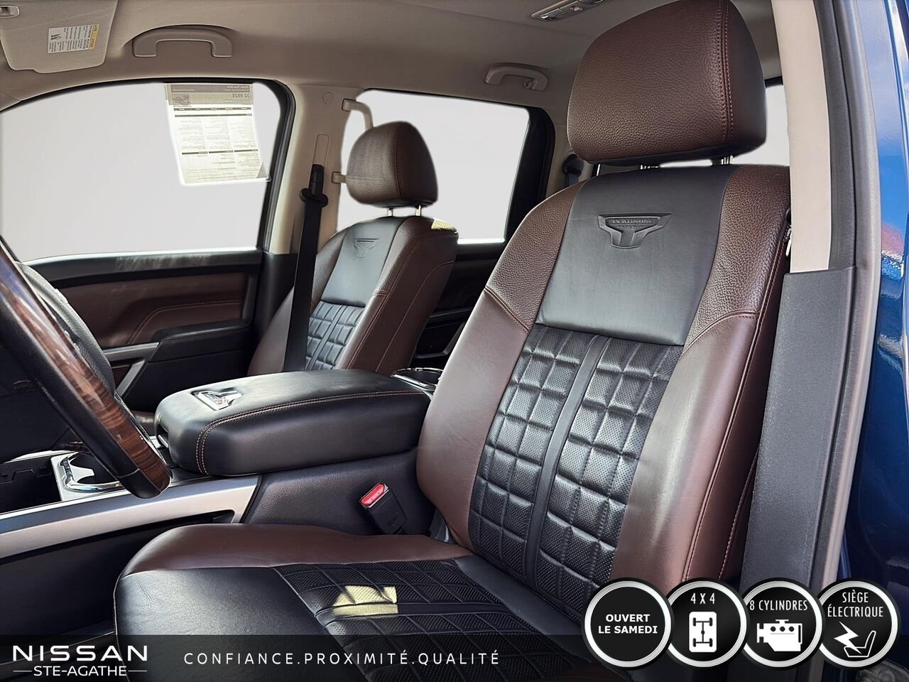 2018 Nissan Titan Platine cabine double 4x4 | BAS KILOMÉTRAGE | CAPACITÉ DE REMORQUAGE 8 500 LB Blue Saint-Jérôme - photo #7