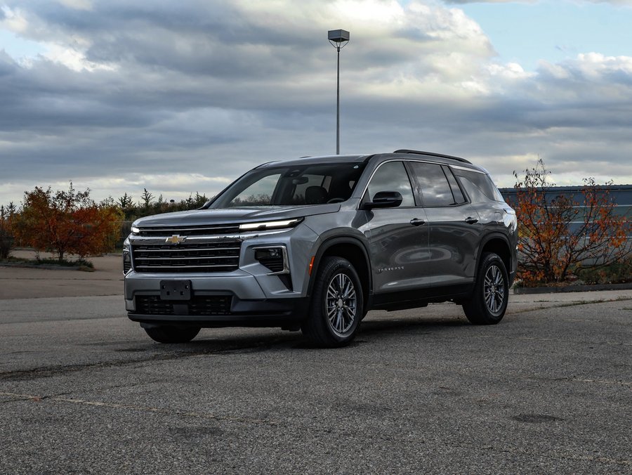 2026 Chevrolet Traverse LT 2.5L | Safety Package Grey
