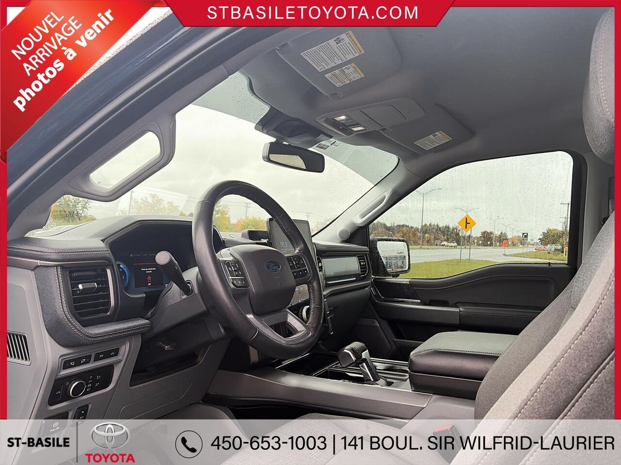 Ford F-150 LIGHTNING 2024 Bleu Saint-Basile-le-Grand - photo #5