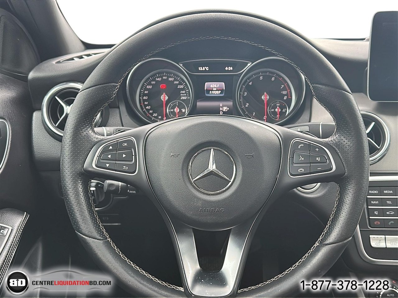 Mercedes-Benz GLA GLA 250 | A8555 2018 Noir Granby - photo #16