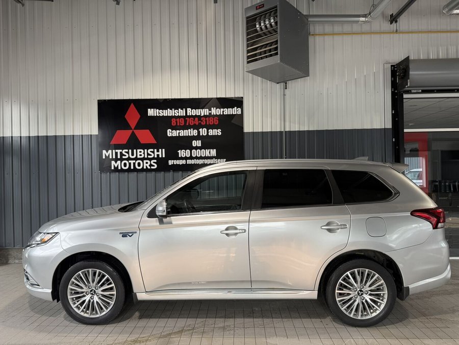 2020 Mitsubishi Outlander Plug-In Hybrid SEL S-AWC Grey