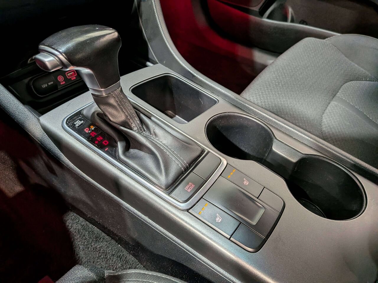 2018 Kia Optima LX Auto Red Val-David - photo #22