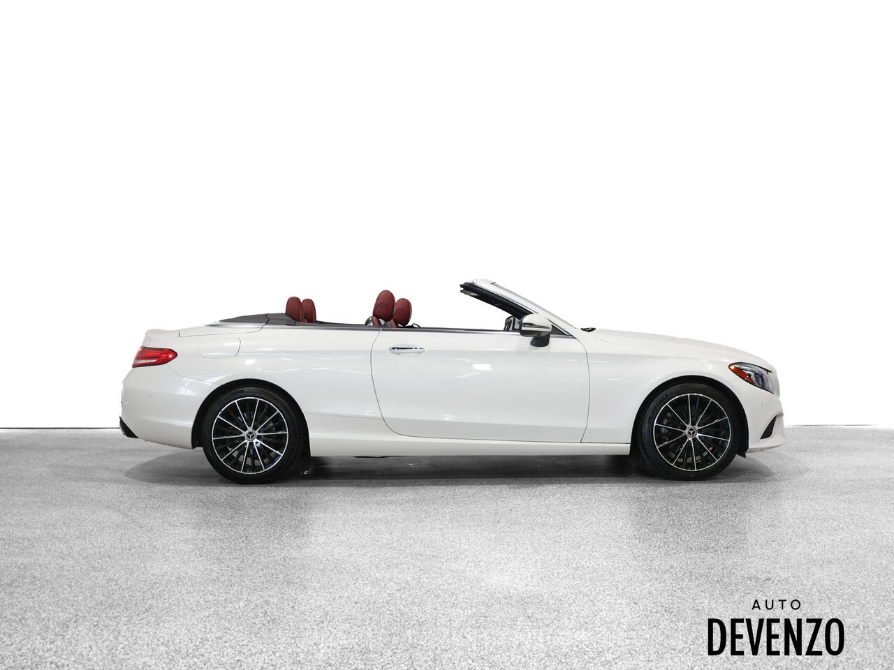 2019 Mercedes-Benz Classe-C White Saint-Eustache - photo #2