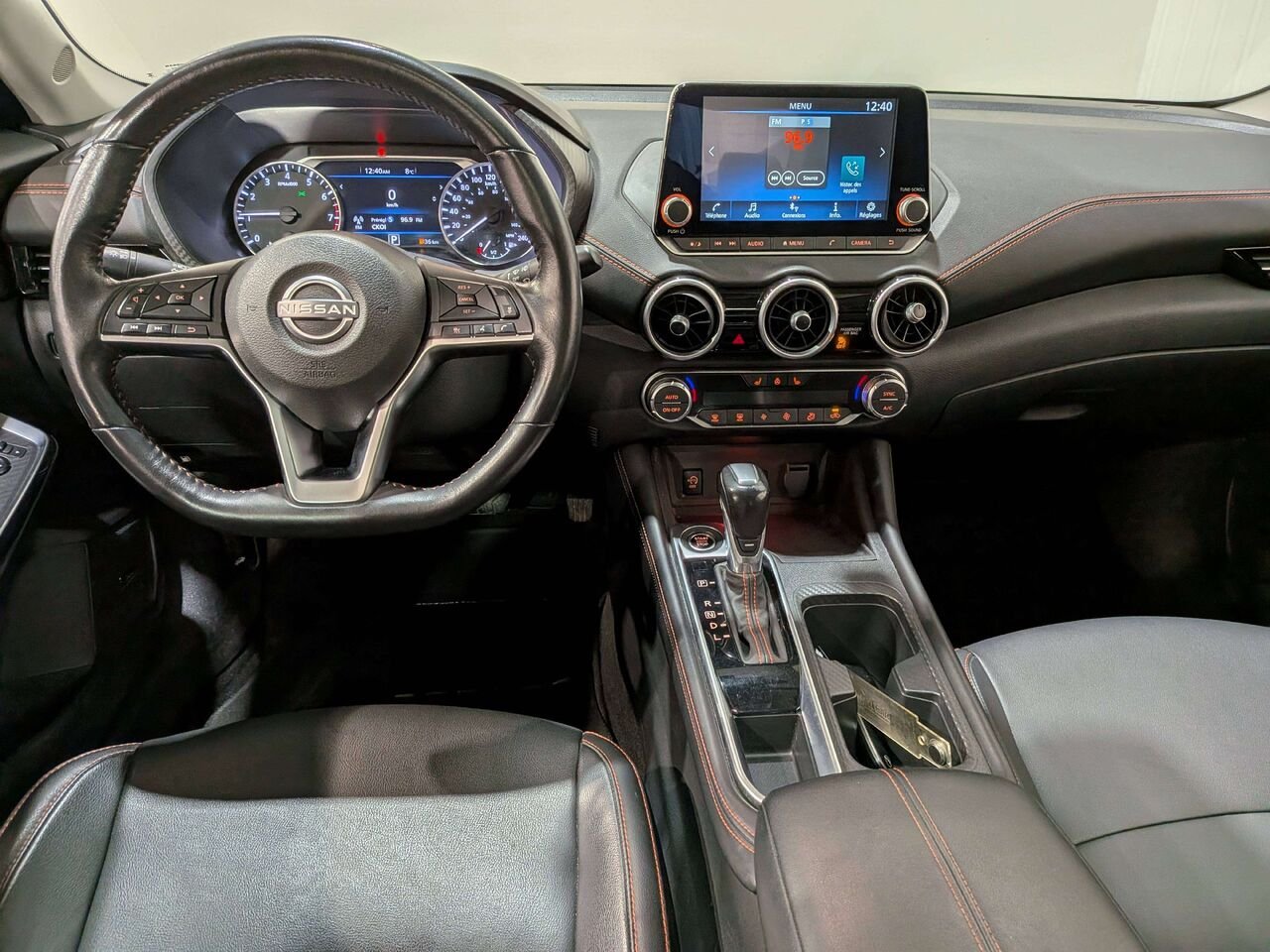 2024 Nissan Sentra SR Manual Orange Val-David - photo #27