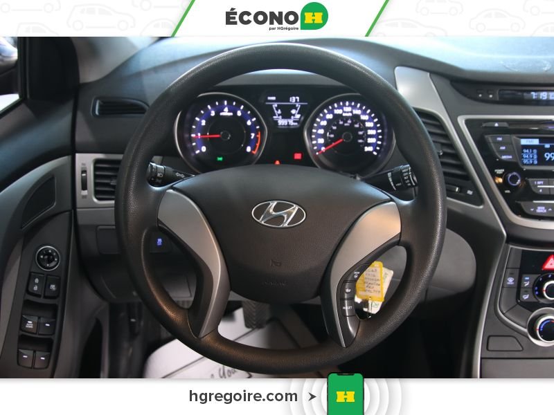 2016 Hyundai Elantra Red Laval - photo #17