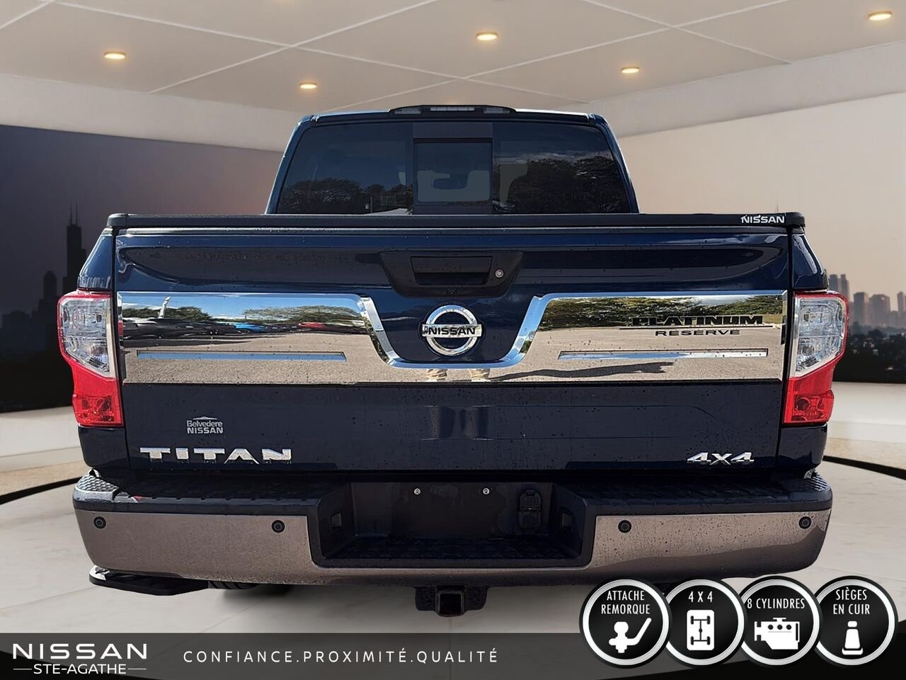 2018 Nissan Titan Blue Sainte-Agathe-des-Monts - photo #4