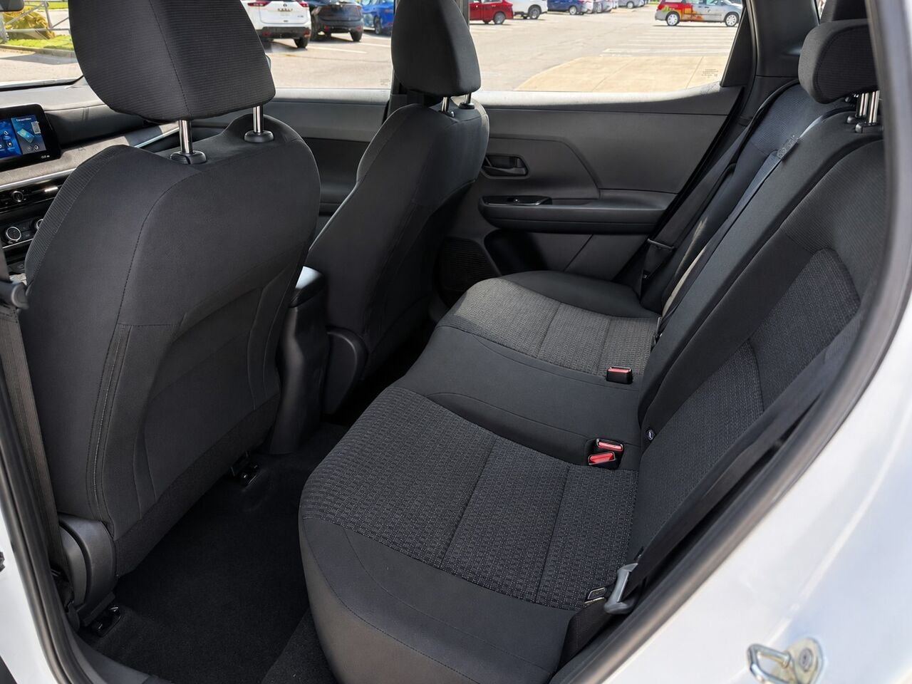 2026 NISSAN Kicks KICKS S FWD Fresh Powder Châteauguay - photo #16