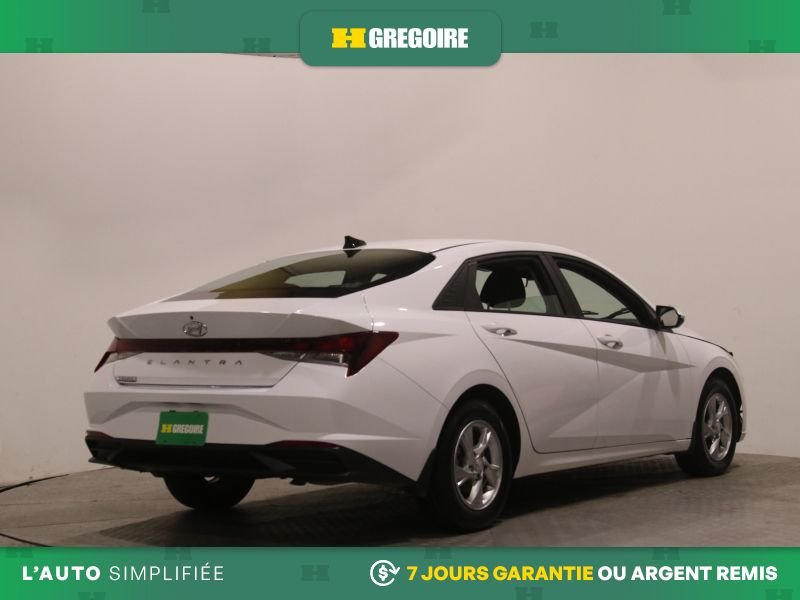 2023 Hyundai Elantra White Laval - photo #8