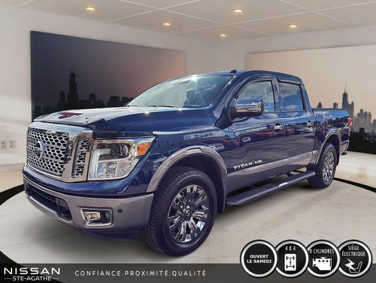 2018 Nissan Titan Platine cabine double 4x4 | BAS KILOMÉTRAGE | CAPACITÉ DE REMORQUAGE 8 500 LB Blue