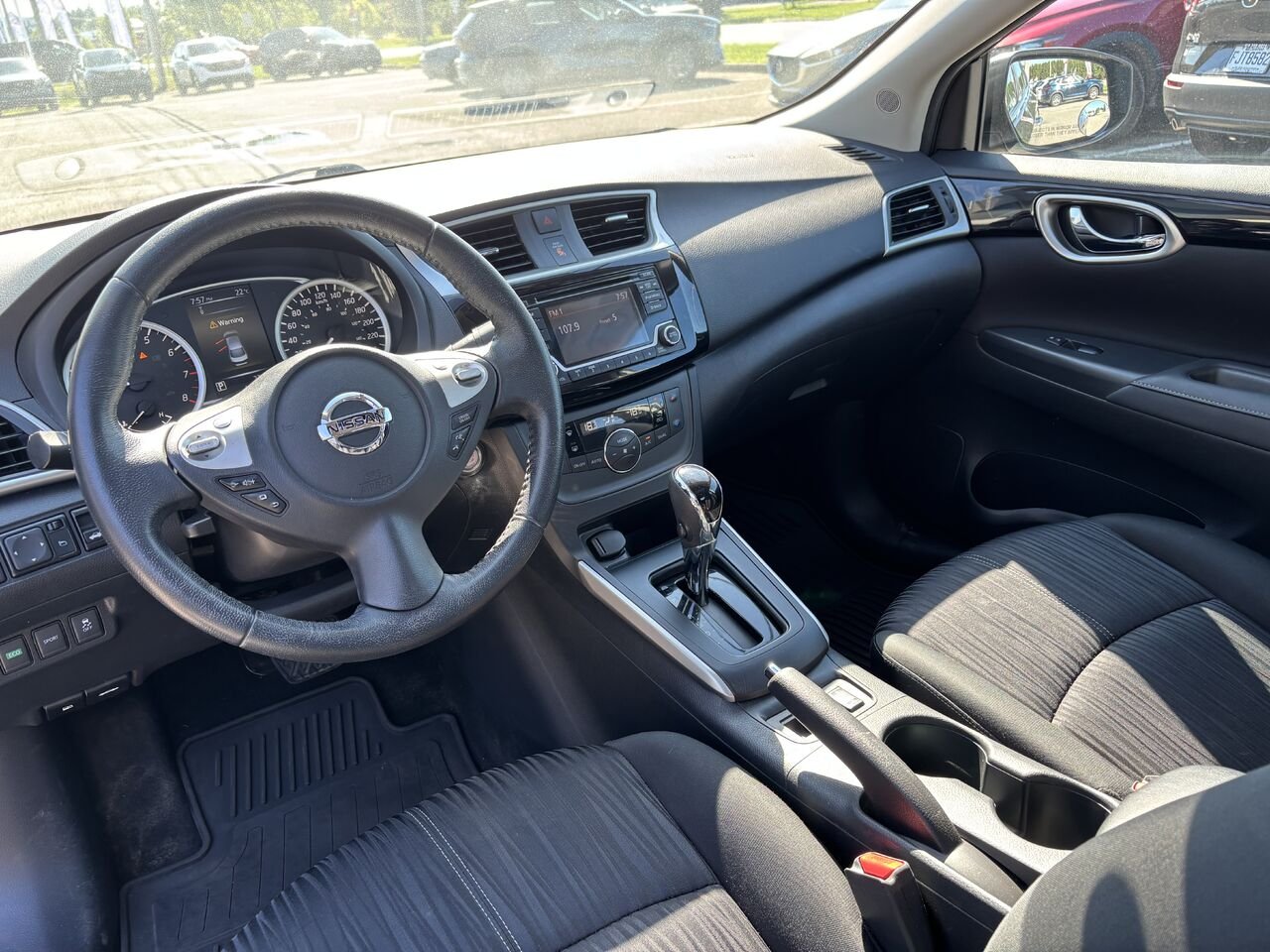 2018 Nissan Sentra SV Édition de minuit CVT Grey Montmagny - photo #11