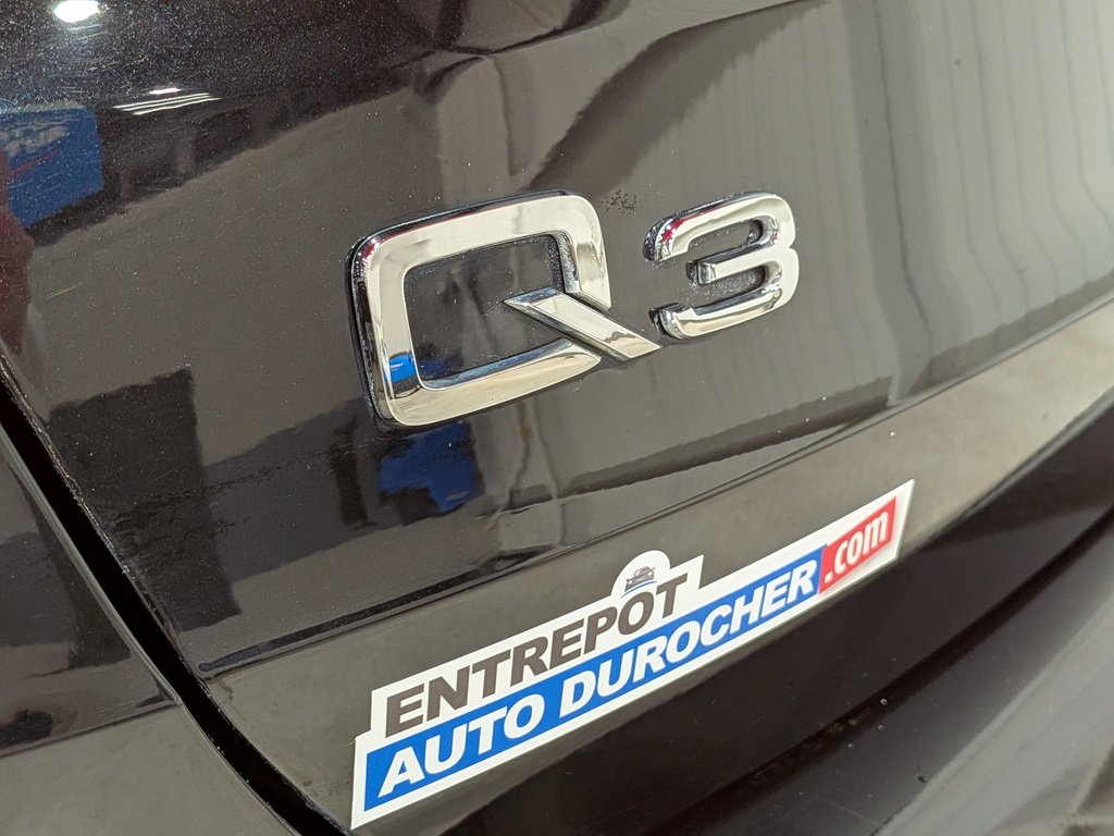 2021 Audi Q3 Progressiv 45 TFSI quattro Black Val-David - photo #35