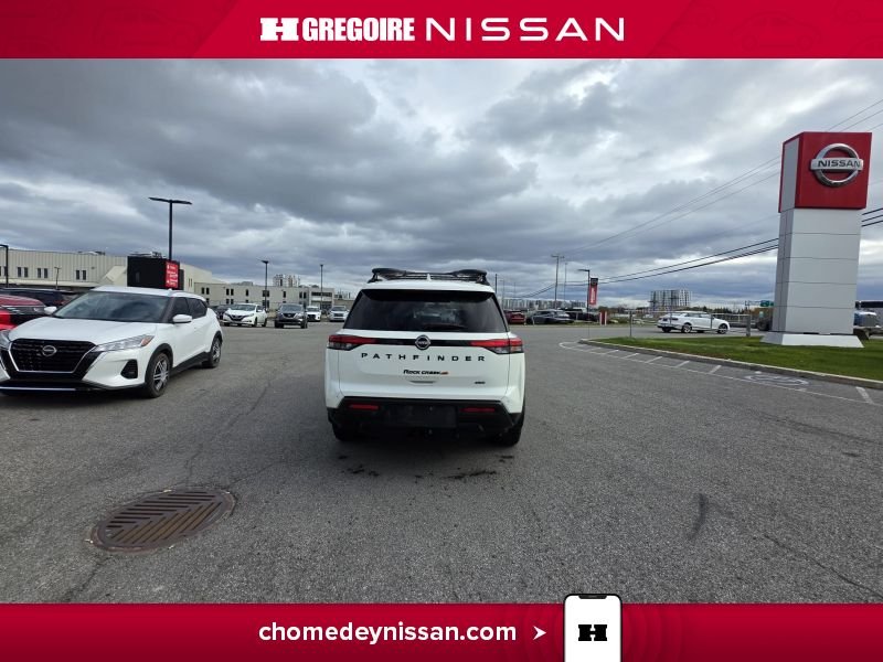 Nissan Pathfinder 2024 Blanc Laval - photo #8