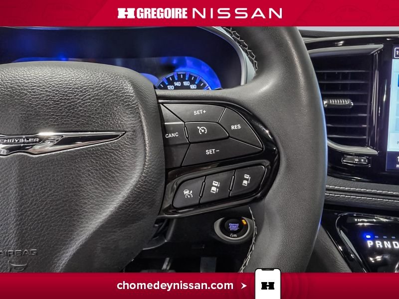 2025 Chrysler Pacifica Grey Saint-Eustache - photo #22