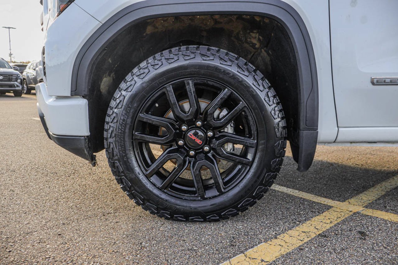 2024 GMC Sierra 1500 4WD Crew Cab 157 Elevation White Sherwood Park - photo #12
