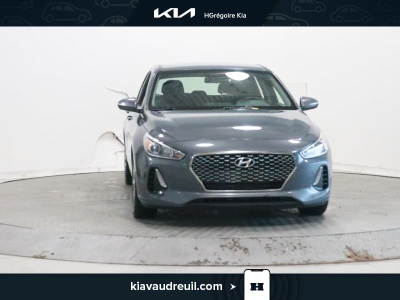 Hyundai Elantra Preferred 2019 Gris