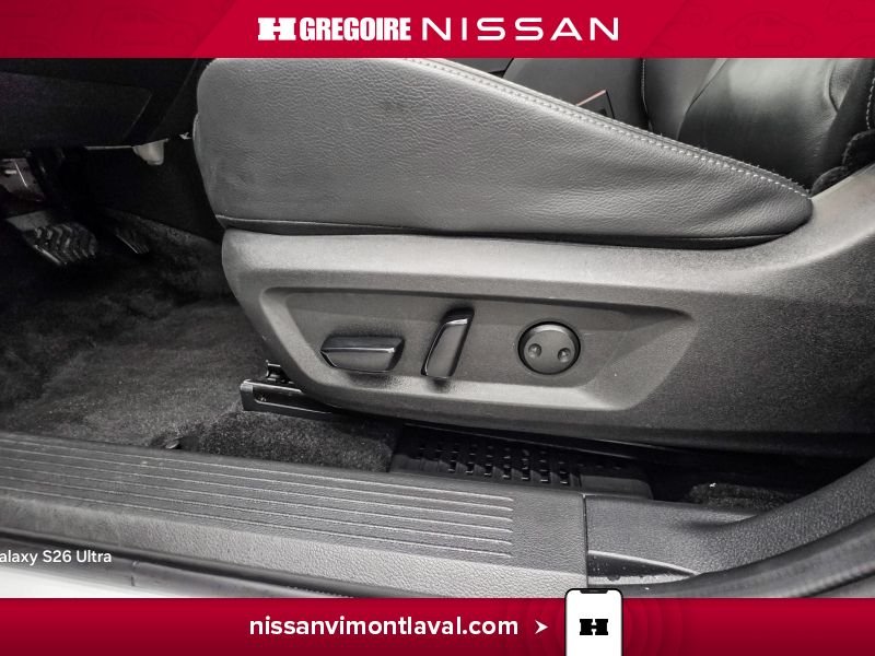 2024 Nissan Rogue White Laval - photo #17