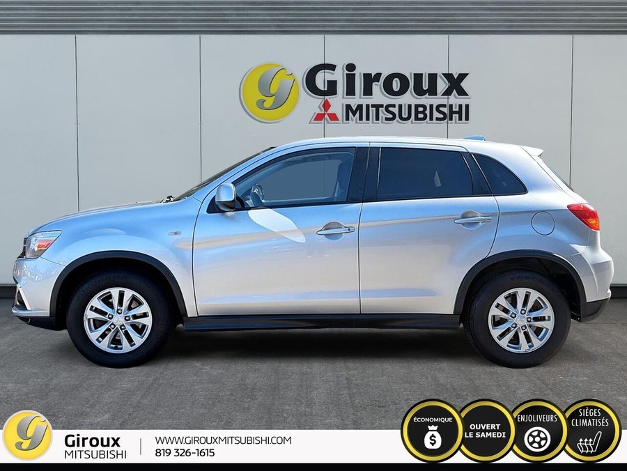 Mitsubishi RVR SE AWC 2019 Gris