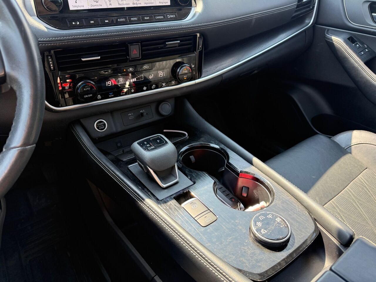 Nissan Rogue PLATINUM | JAMAIS ACCIDENTÉ✅ 2023 Gris Châteauguay - photo #18