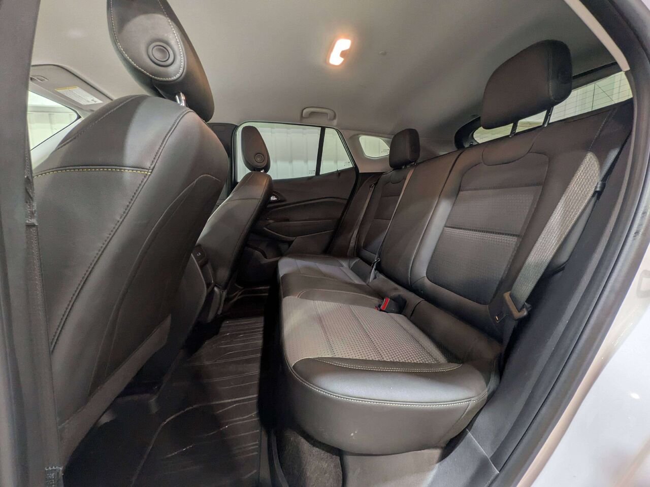 Chevrolet Trax 2025 Blanc Val-David - photo #10