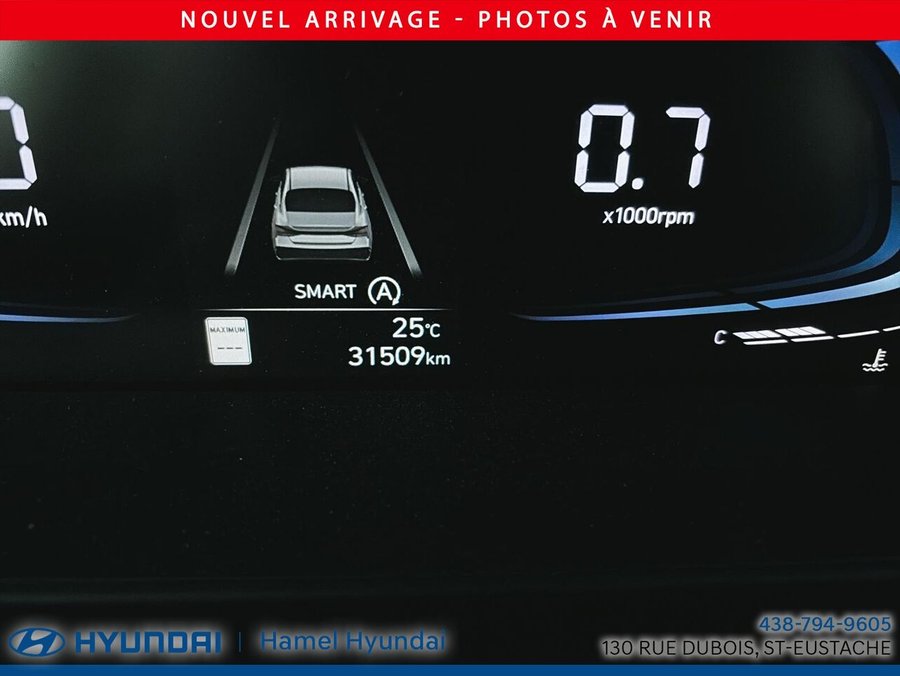 Hyundai Elantra ESSENTIEL 2024 Gris