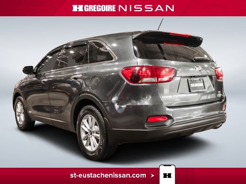 2020 Kia Sorento Grey Laval - photo #7