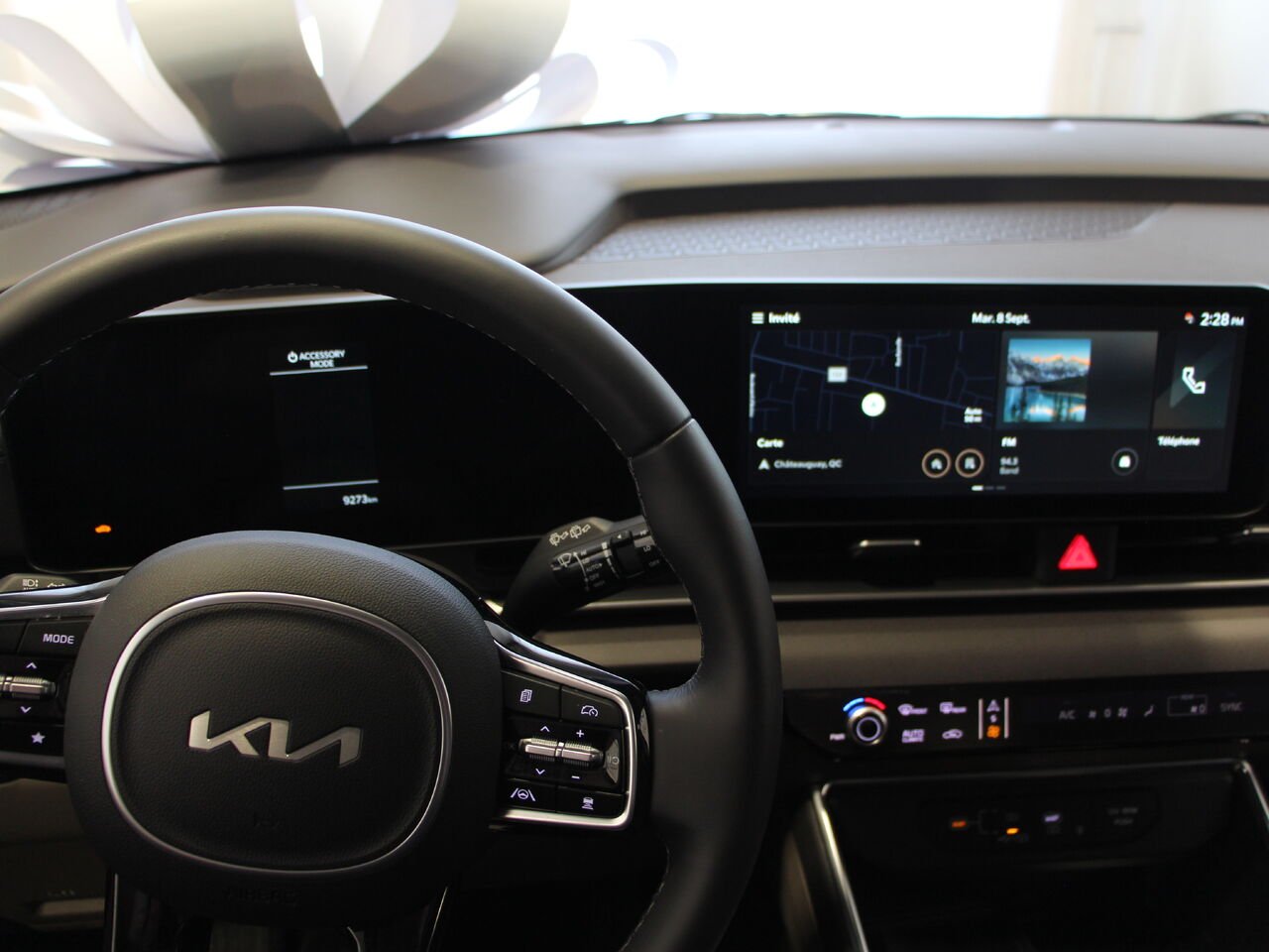 Kia Carnival EX+ TA 2026 Gris Châteauguay - photo #12