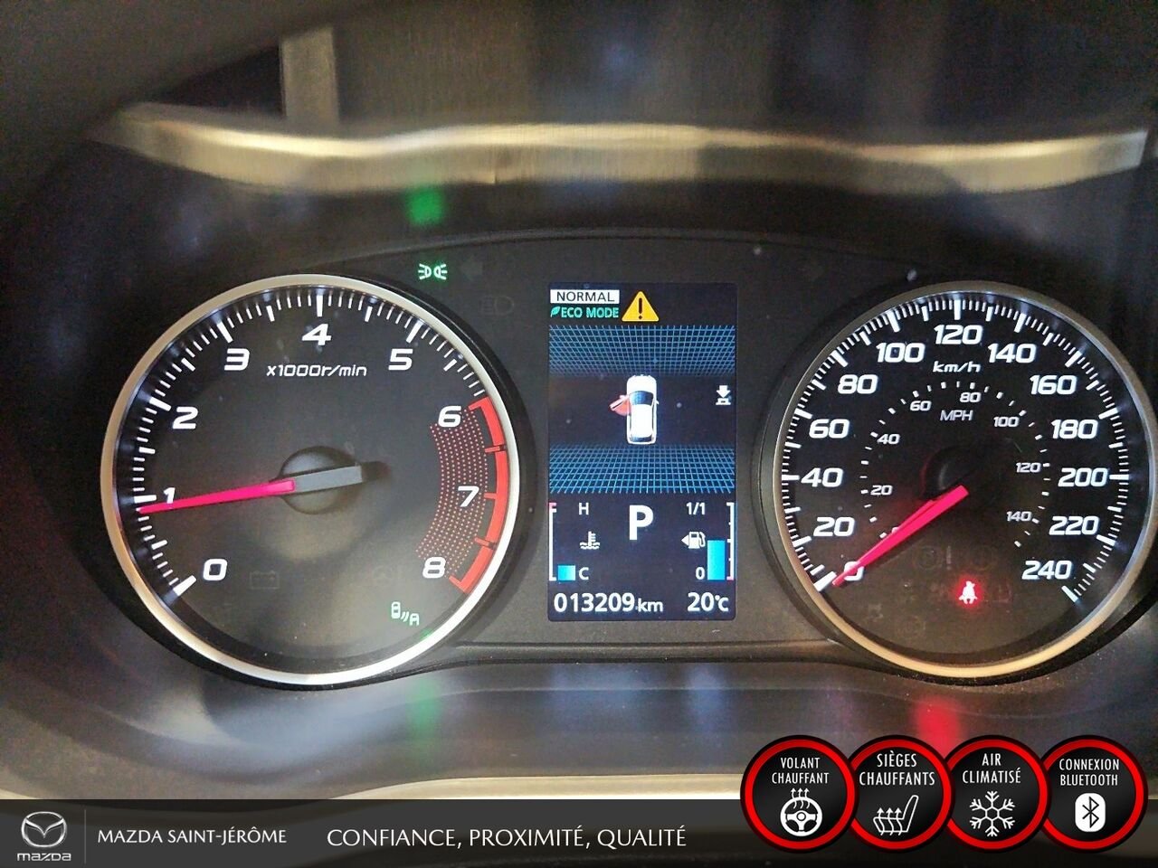 2025 Mitsubishi Eclipse Cross SEL | AWD | MAGS | PUSH START | Blue Saint-Jérôme - photo #15