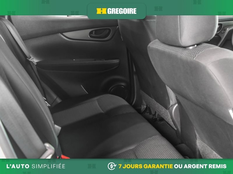 Nissan Qashqai 2019 Blanc Blainville - photo #26