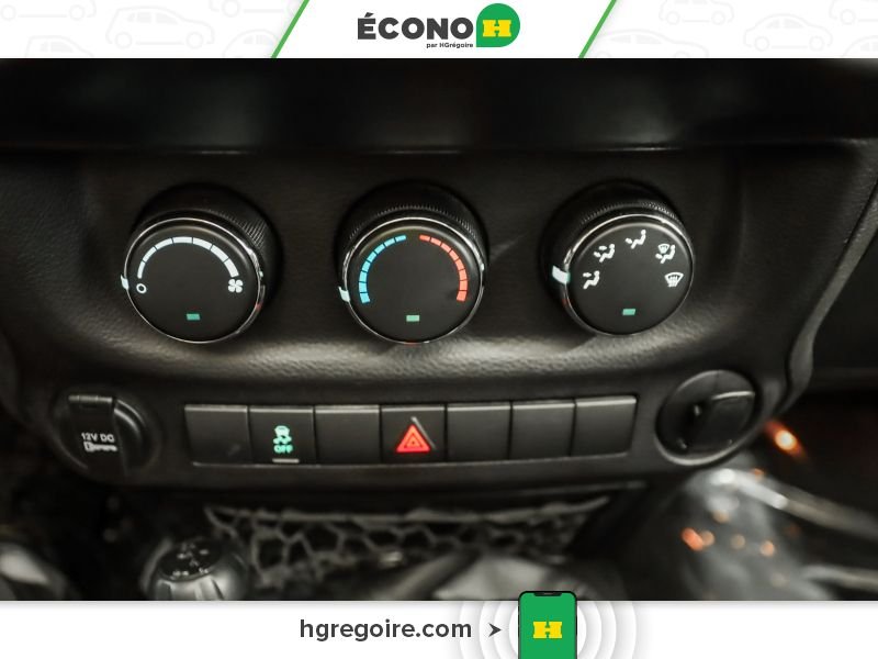 Jeep Wrangler 2015 Gris Blainville - photo #16