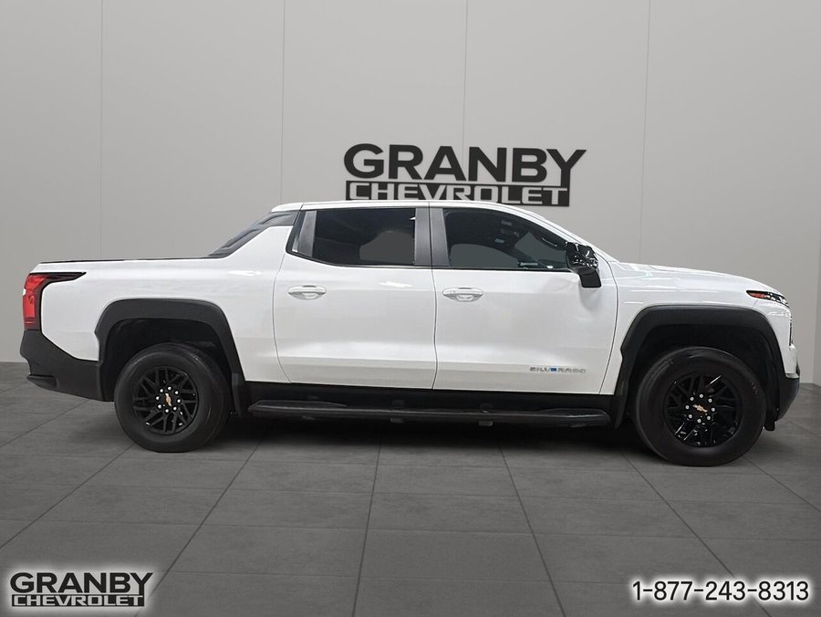 2024 Chevrolet Silverado EV WT cabine multiplace e4RM avec 4WT White
