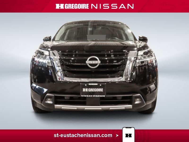 2024 Nissan Pathfinder Black Laval - photo #1